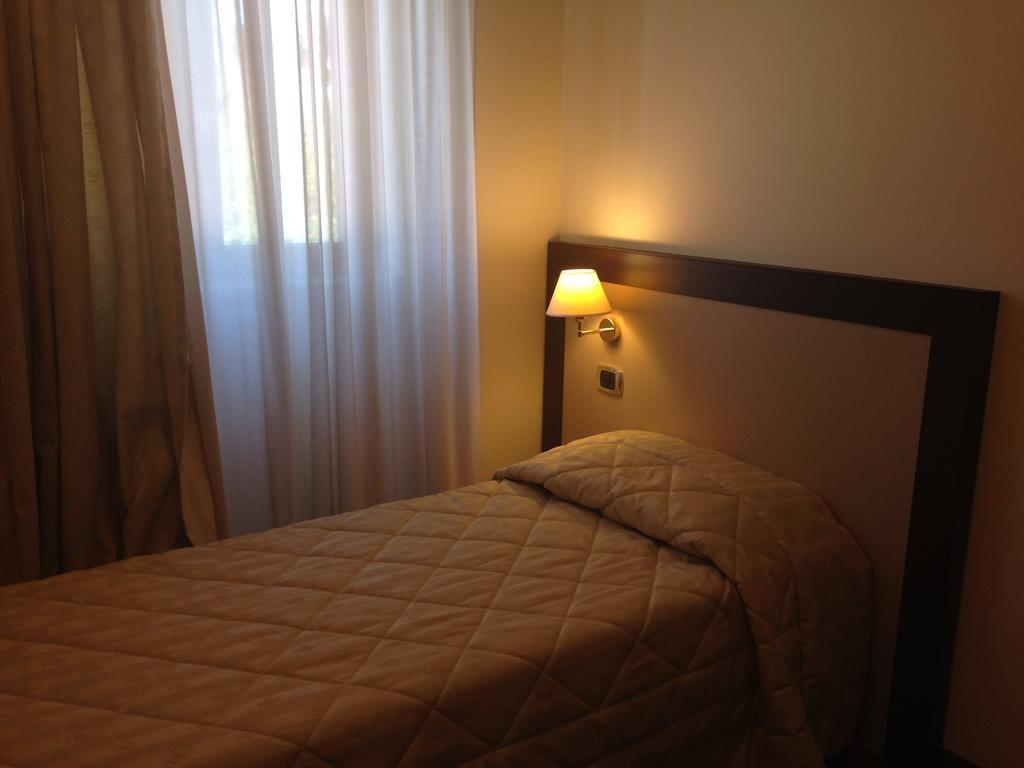 La Locanda Del Palatoraffinato Ciampino Bilik gambar