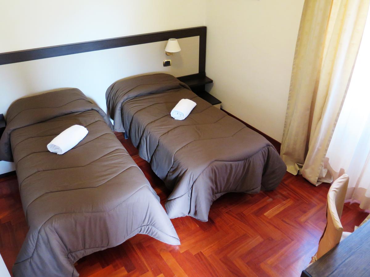La Locanda Del Palatoraffinato Ciampino Luaran gambar