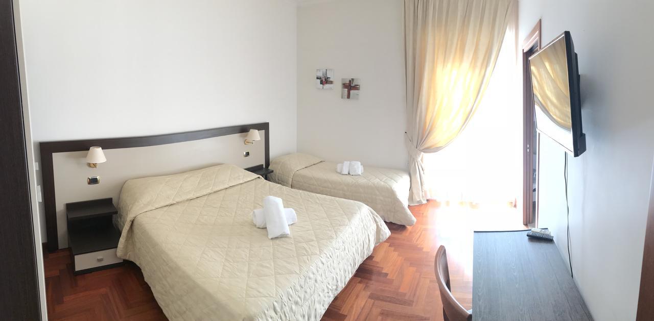 La Locanda Del Palatoraffinato Ciampino Luaran gambar