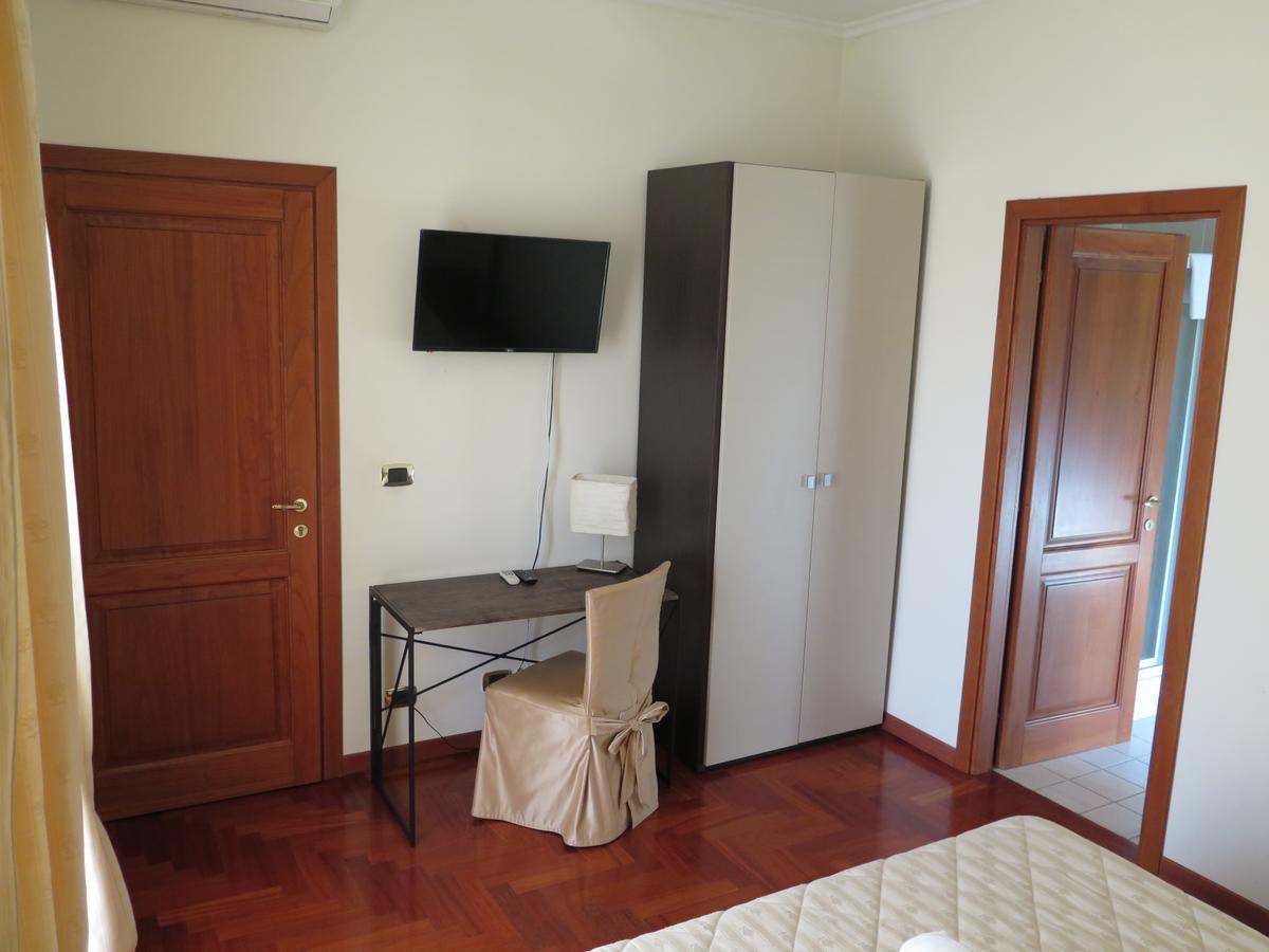 La Locanda Del Palatoraffinato Ciampino Luaran gambar