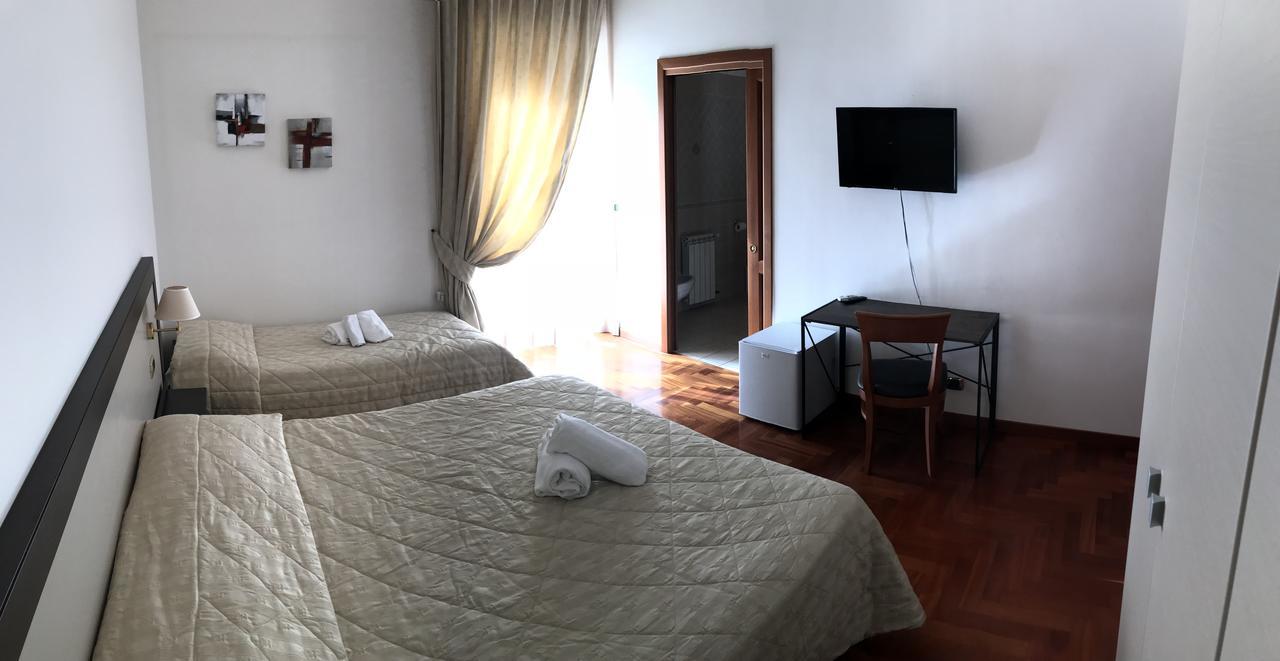 La Locanda Del Palatoraffinato Ciampino Luaran gambar